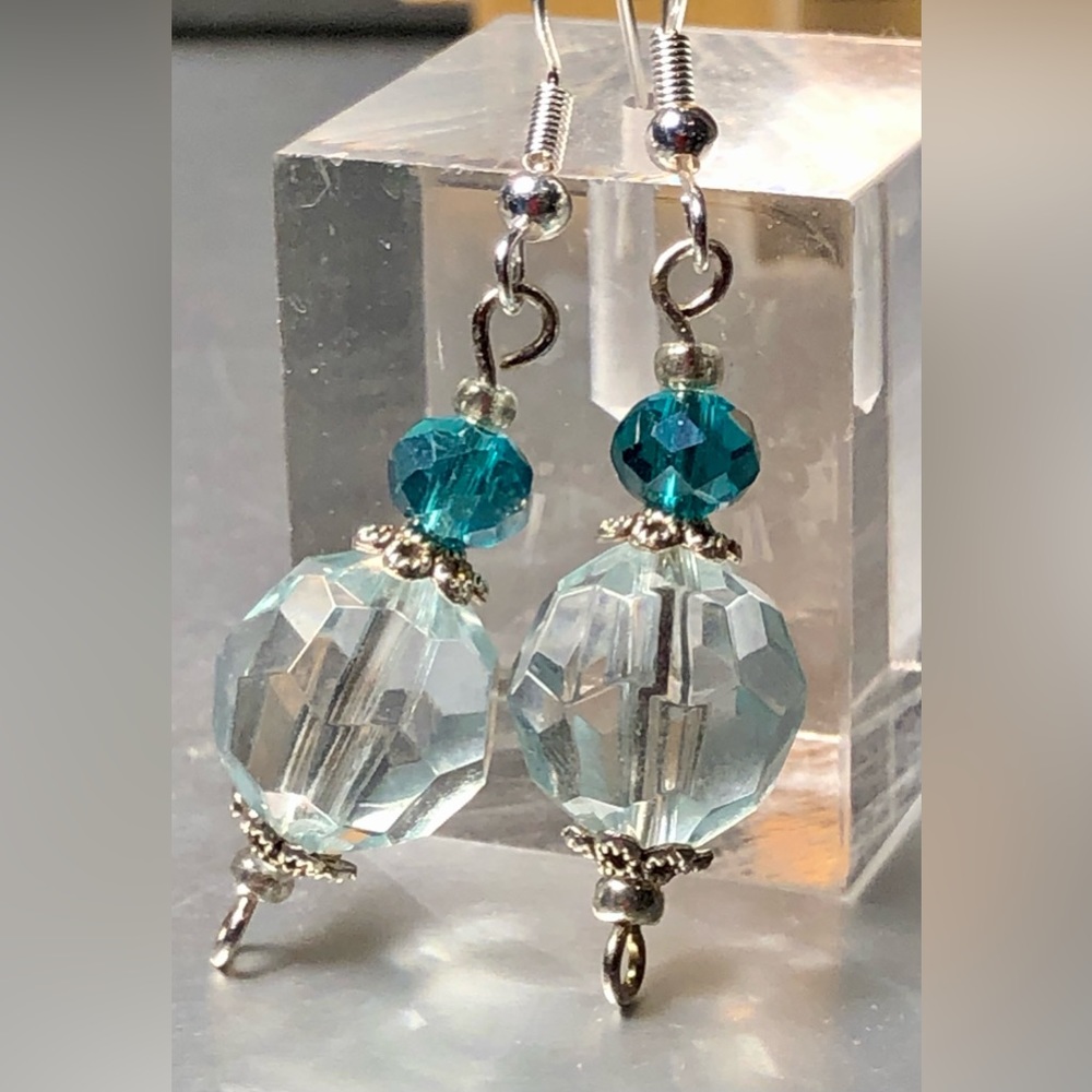 HAND CRAFTED necklace earring gift set Blue Silver upcycled clear glass beads - Picture 14 of 14